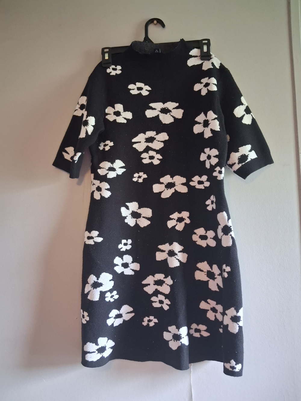 Black Floral Knit Midi Dress - Women's Floral Pattern